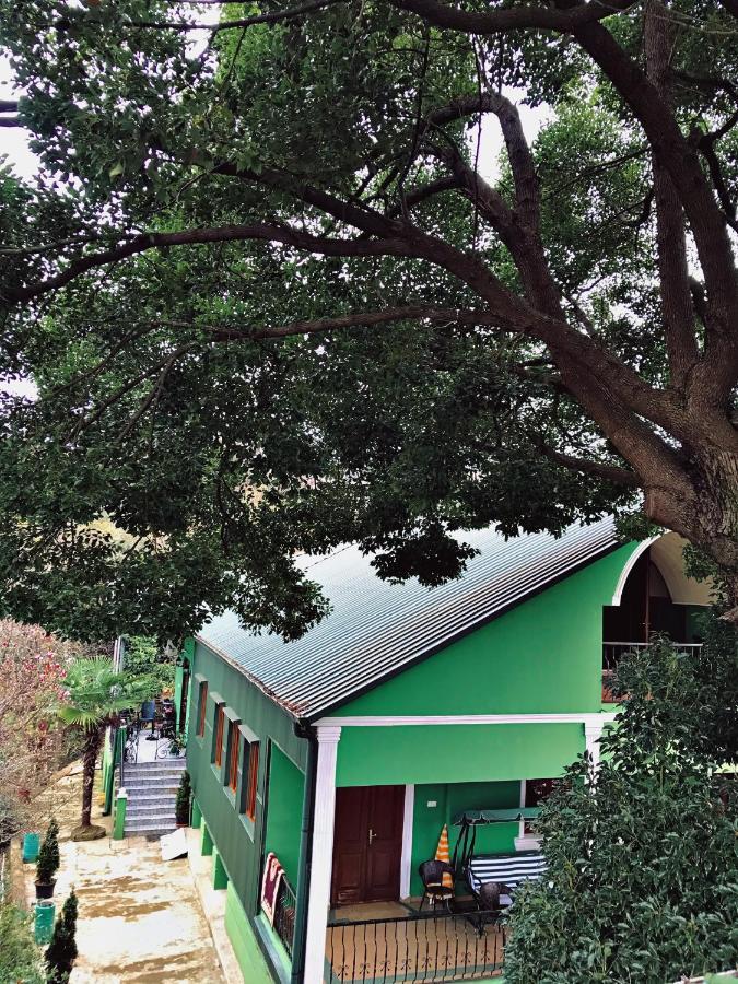 Apartment Green House Makhinjauri Exterior photo
